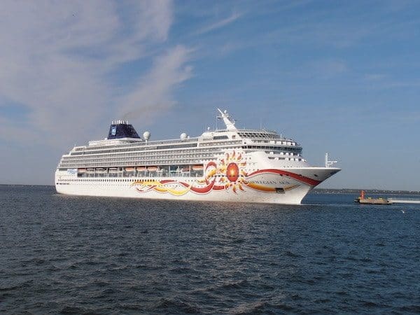 Norwegian Sun departing Port of Tallinn 25 May 2012