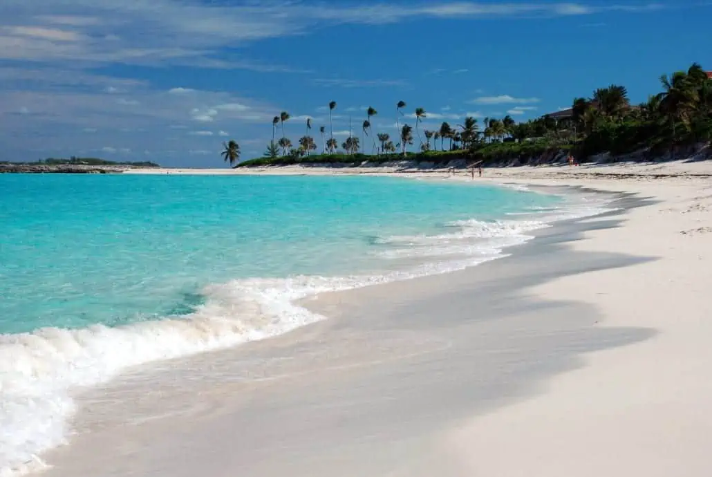 cabbage beach nassau bahamas