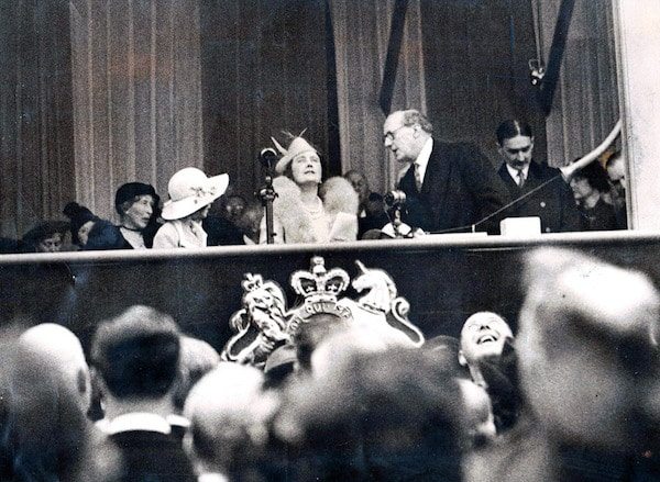 HM Queen Elizabeth names and launched Queen Elizabeth in September 1938. HRH Princess Elizabeth to The Queens and HRH Prince_zpsgfmii3xx