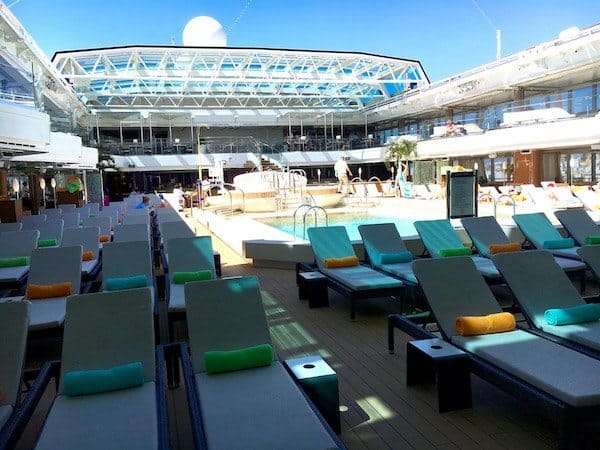 lido deck