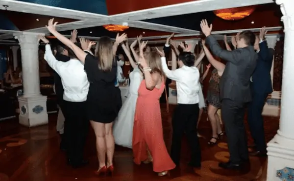 carnival cruise line wedding