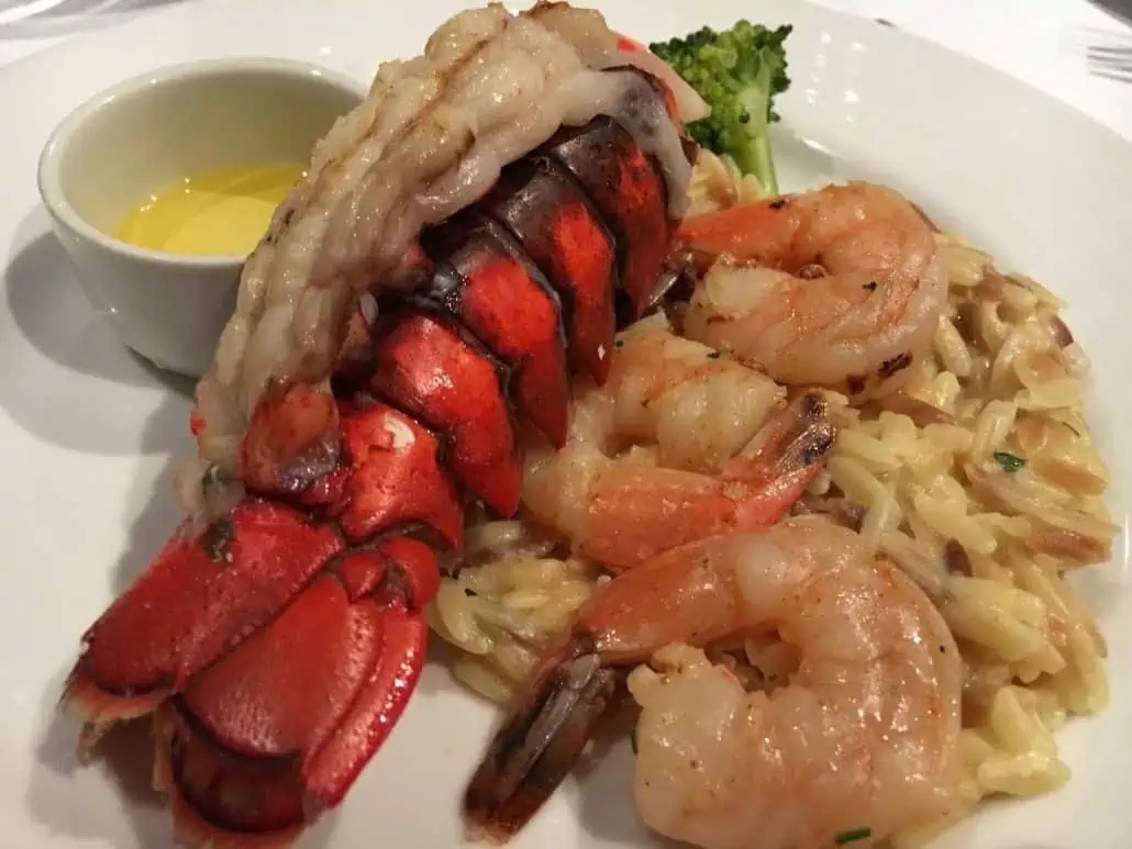 Review: Carnival Cruise Line Dining Room