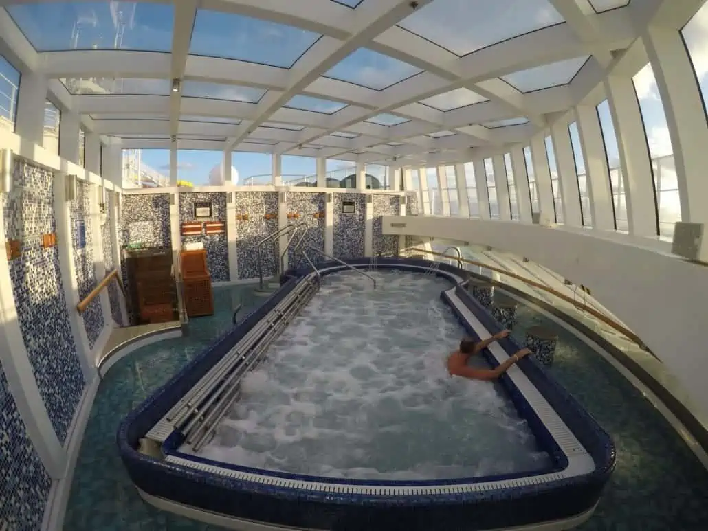 Review Carnival Breeze Cloud 9 Spa