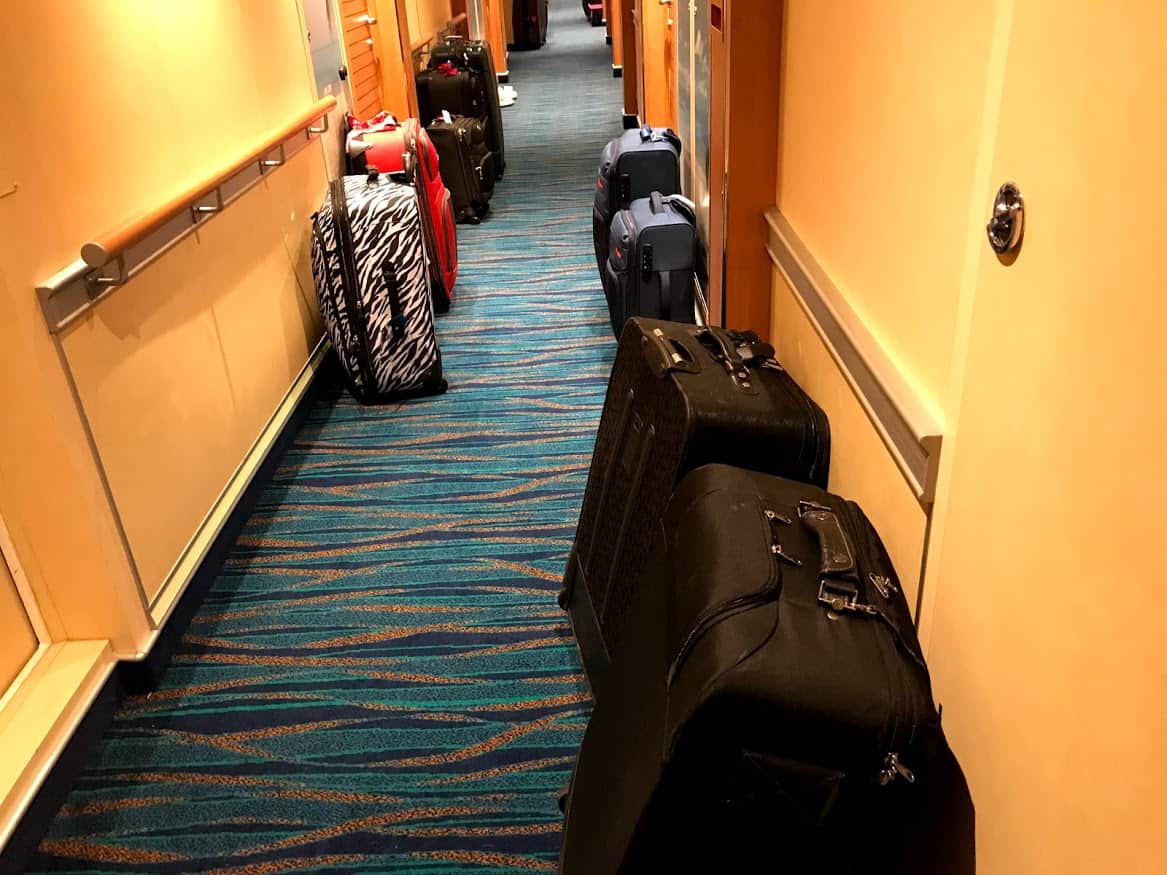 msc cruise luggage storage