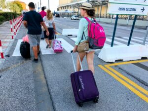 A Newbie's Guide to Cruise Ship Disembarkation