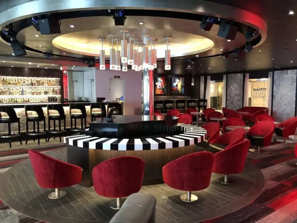 Carnival Horizon Piano Bar