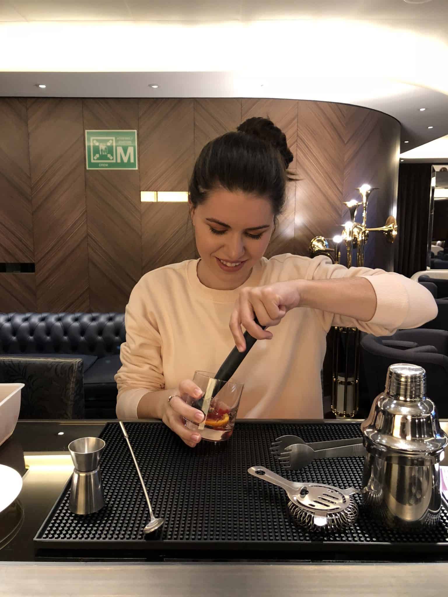 torshaven lounge viking sky mixology