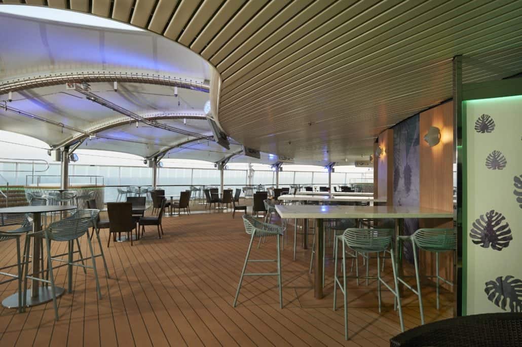 Norwegian Star H2O Deck