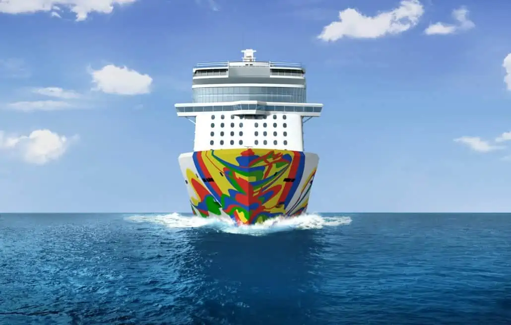 Norwegian Encore Hull Artist Eduardo Arranzo Bravo 1