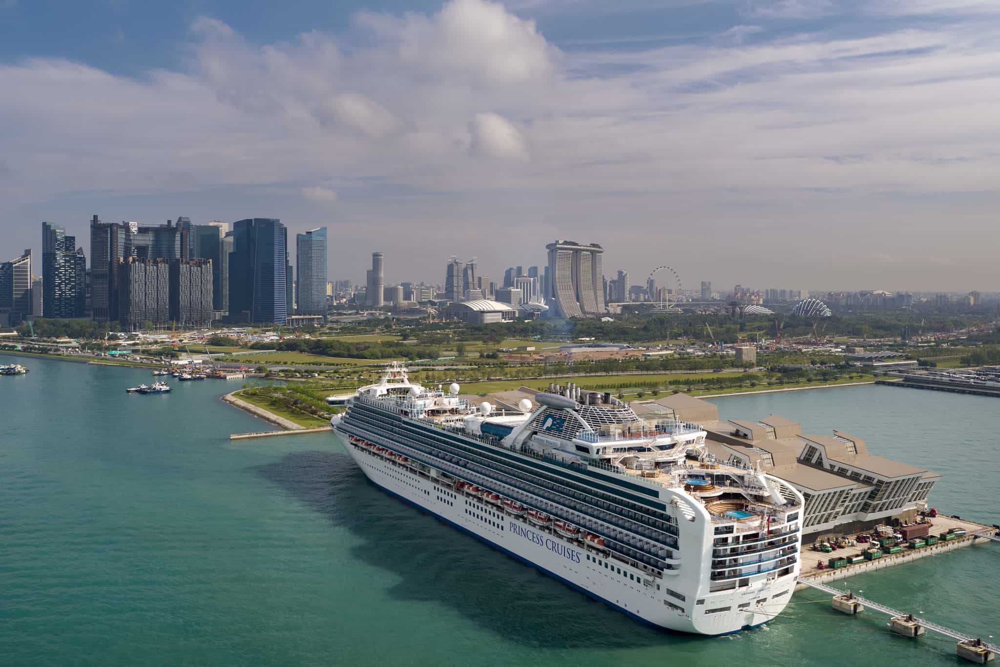 Sapphire Princess in Singapore in March 2018