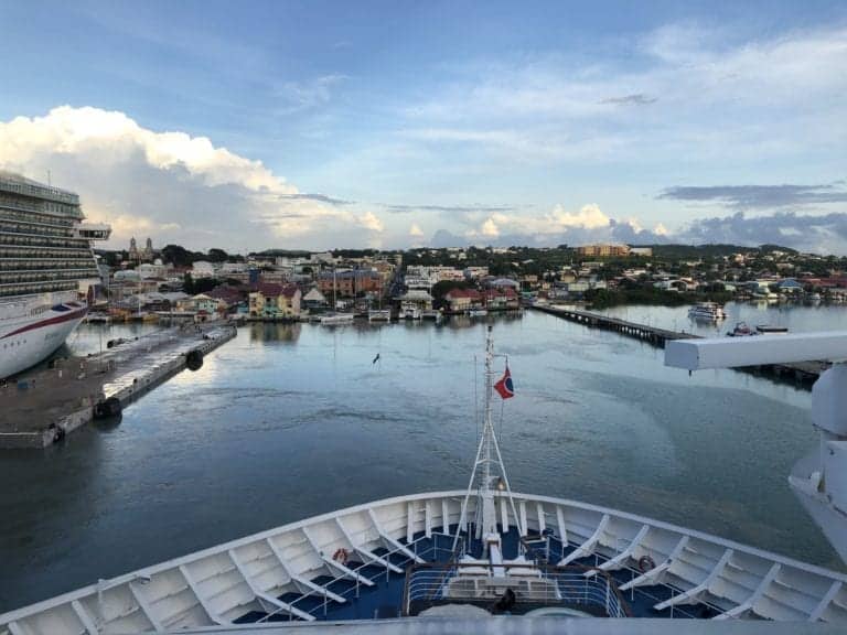 On en parle ,News, Faits divers, Breves, Interludes.... de la mer et de la croisiere - Page 14 CARNIVAL-BREEZE-15-768x576