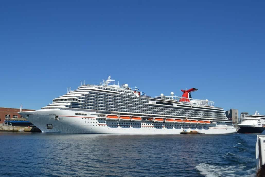 CARNIVAL CRUISE SHIP