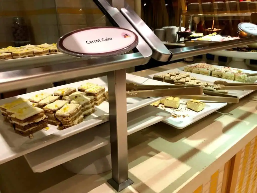 cruise dessert buffet