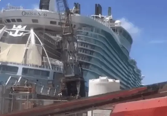 oasis of the seas sinking