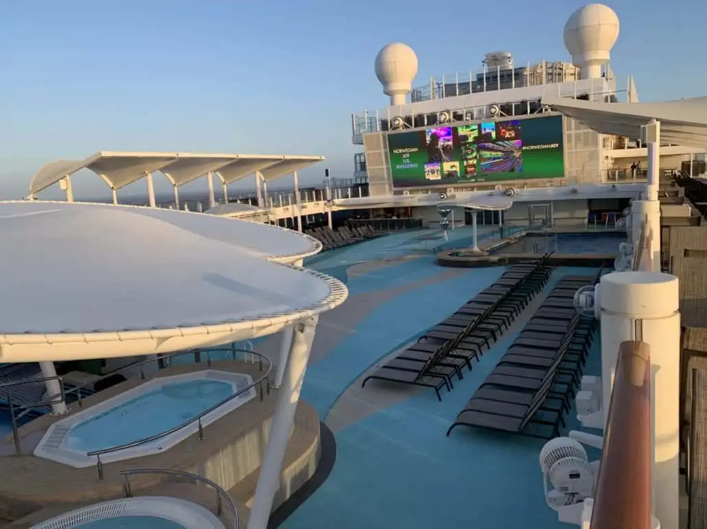 Norwegian Joy pool loungers