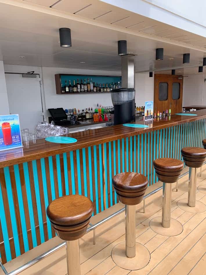 Serenity Bar Carnival Sunrise