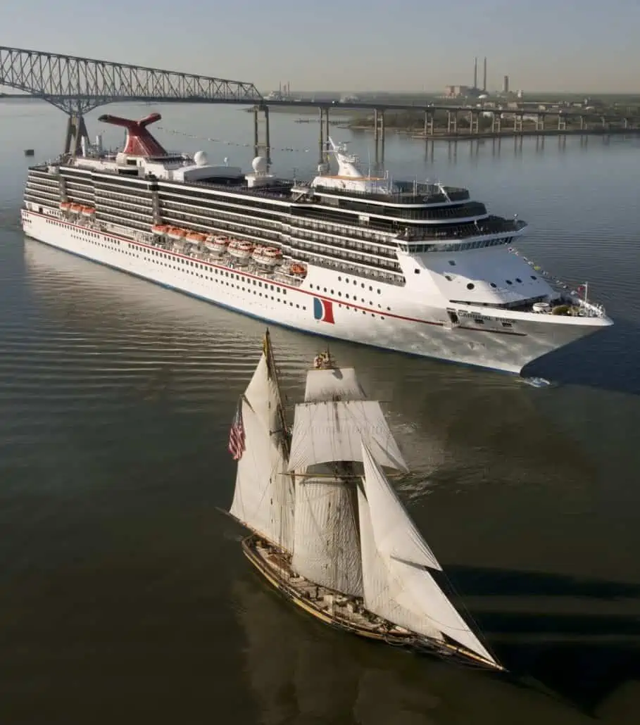 Î‘Ï€Î¿Ï„Î­Î»ÎµÏƒÎ¼Î± ÎµÎ¹ÎºÏŒÎ½Î±Ï‚ Î³Î¹Î± CARNIVAL CRUISE LINE CELEBRATES â€˜DECADE OF FUNâ€™ ABOARD CARNIVAL PRIDE AT PORT OF BALTIMORE