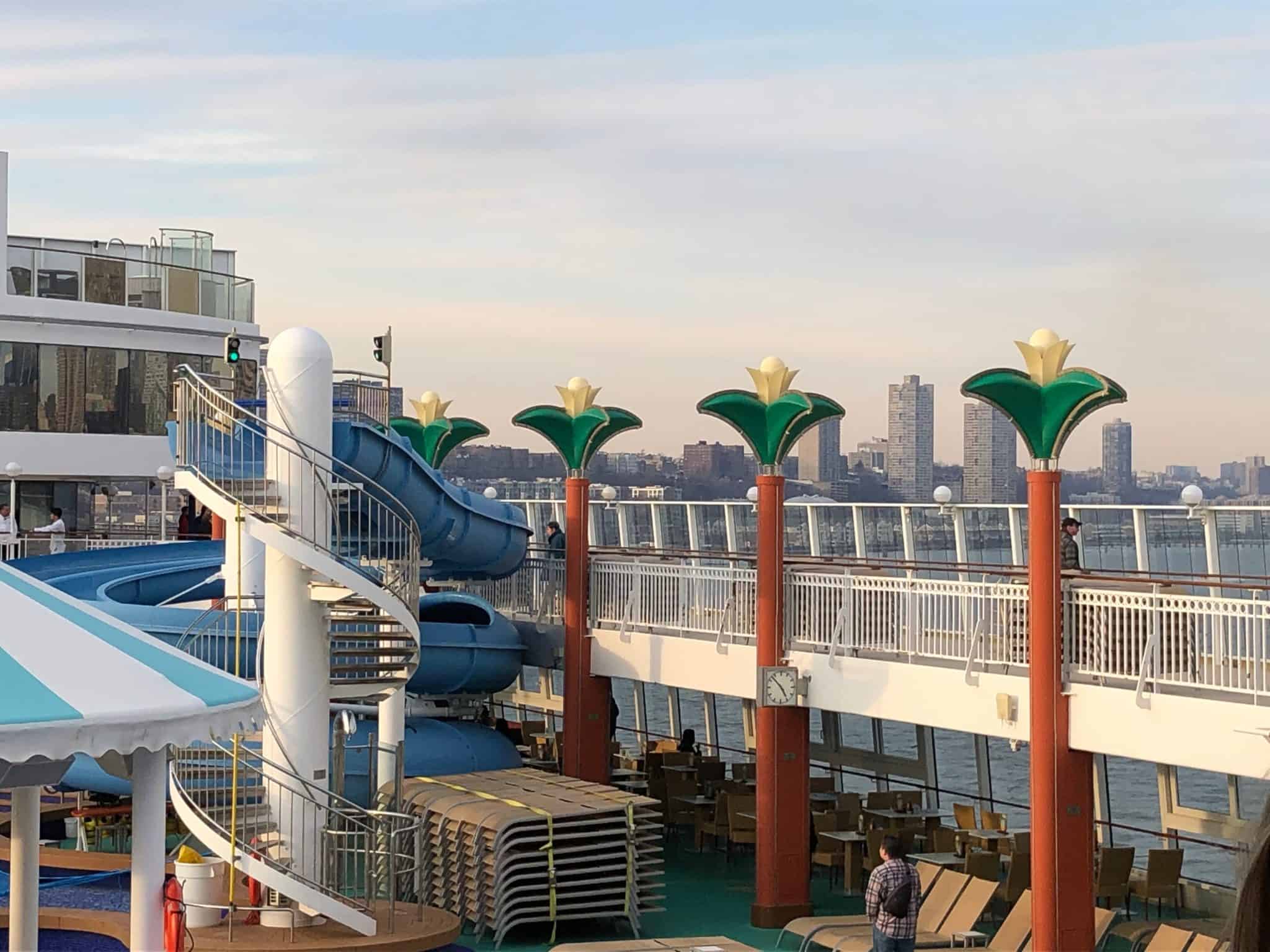 are cruise line stocks a good investment right now