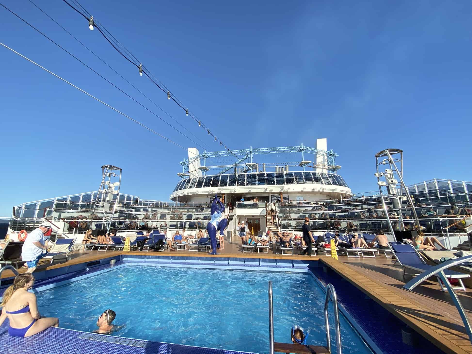 msc meraviglia pool deck