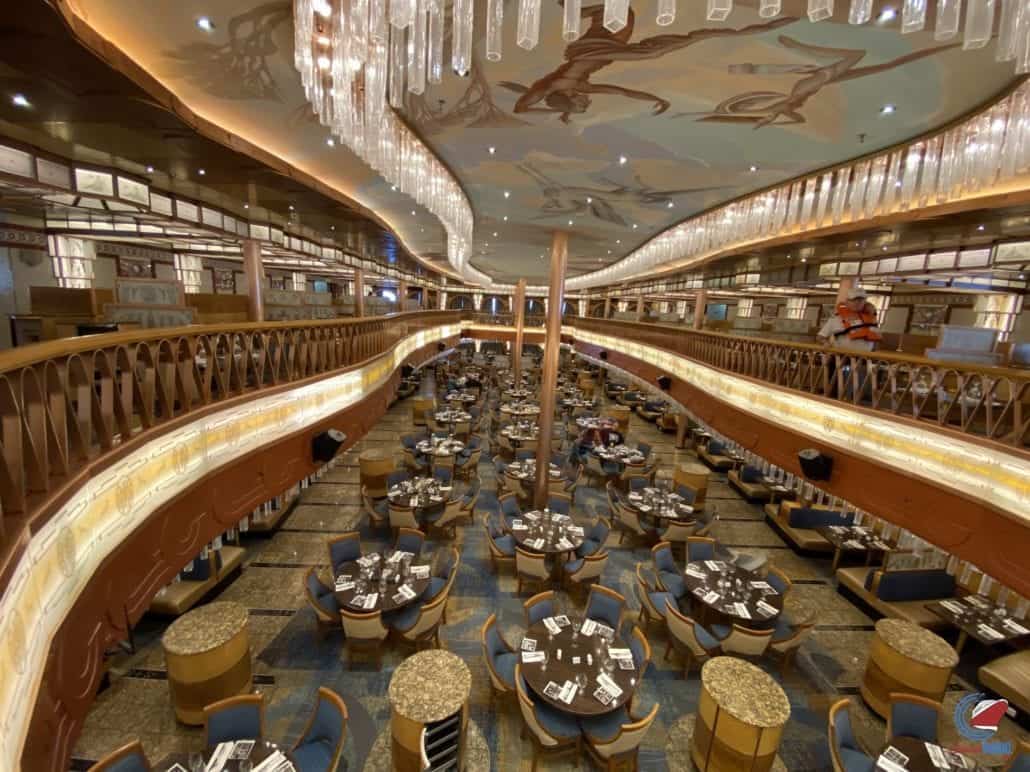 The cruise ship dining experience: The mains and the specialties