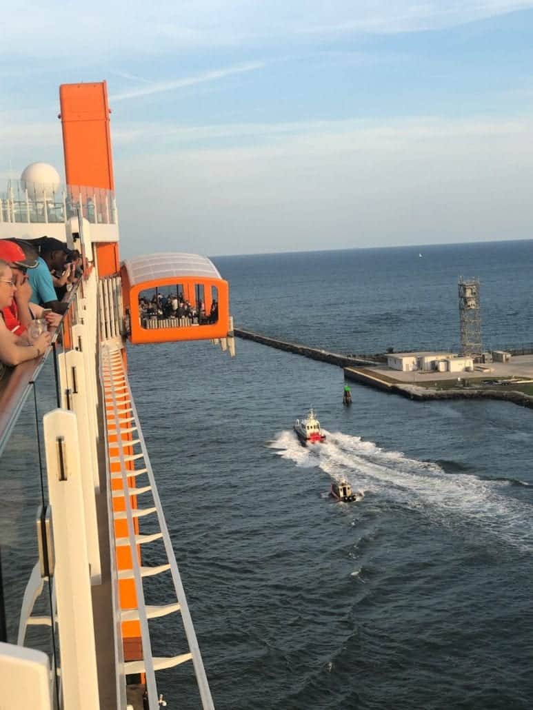 CELEBRITY EDGE 32