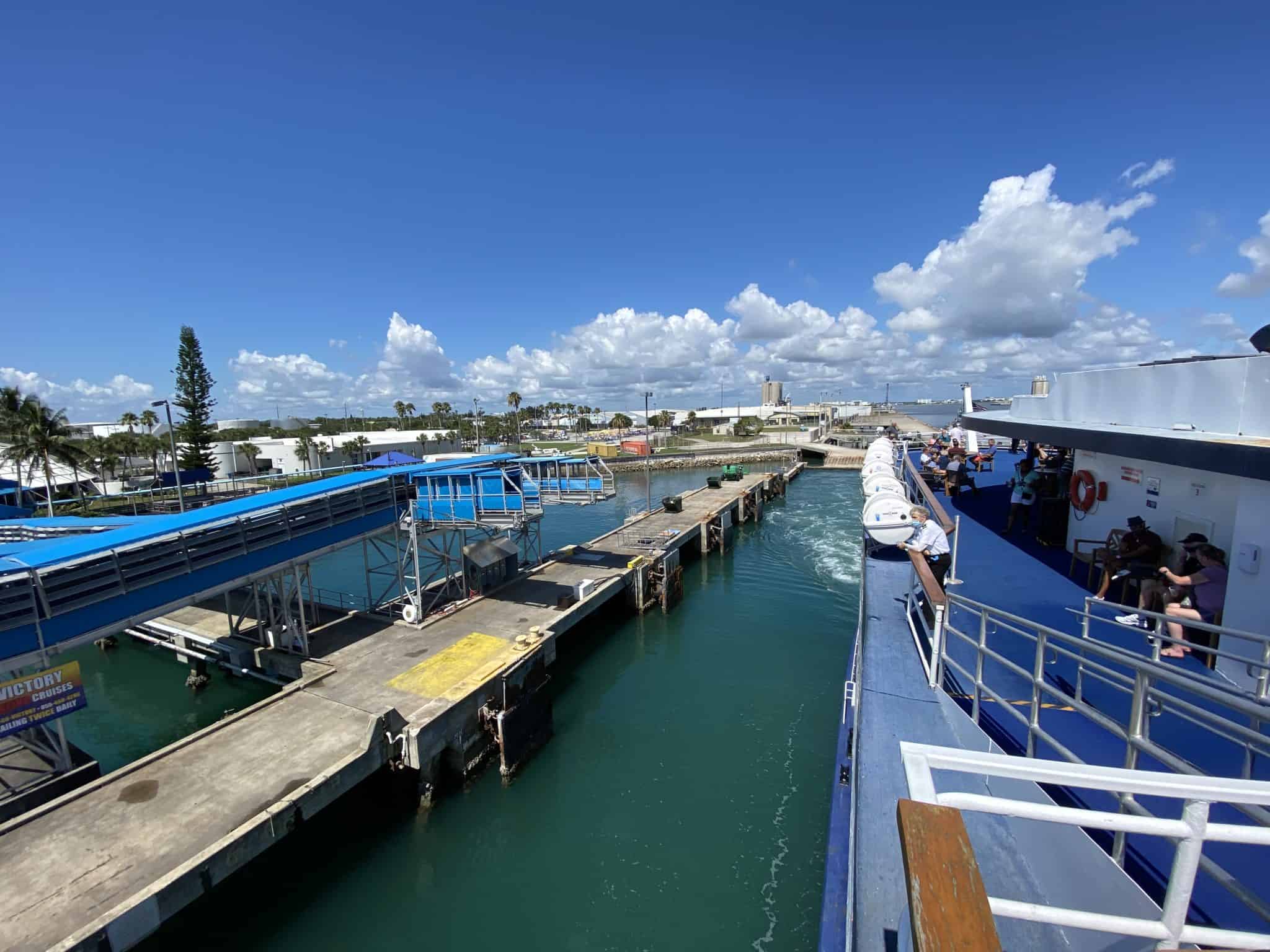 victory cruise casino dock