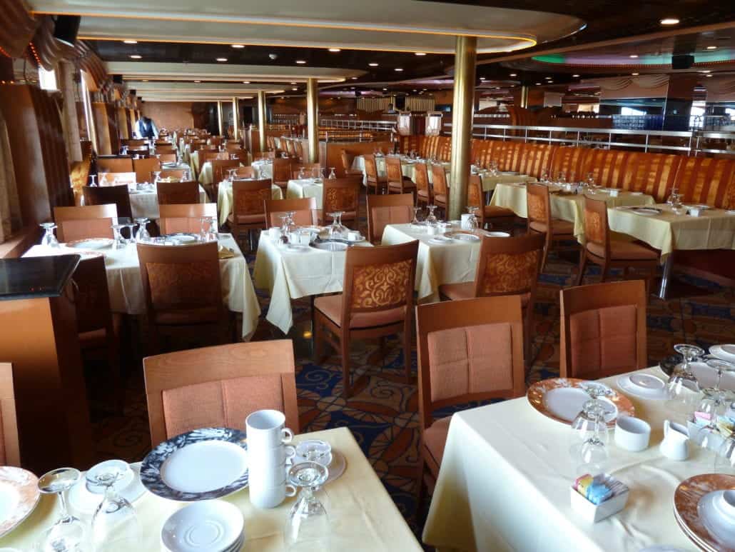 the mardi gras dining room on carnival inspiration cruise ship