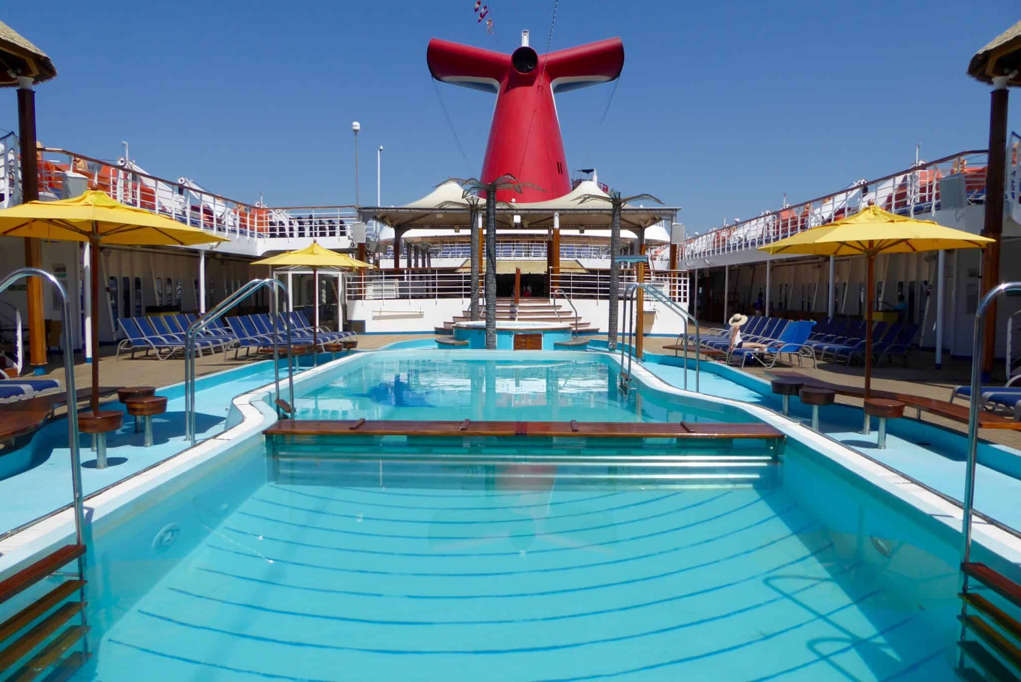 the lido pool on the carnival inspiration cruise ship