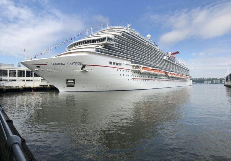 carnival horizon docked