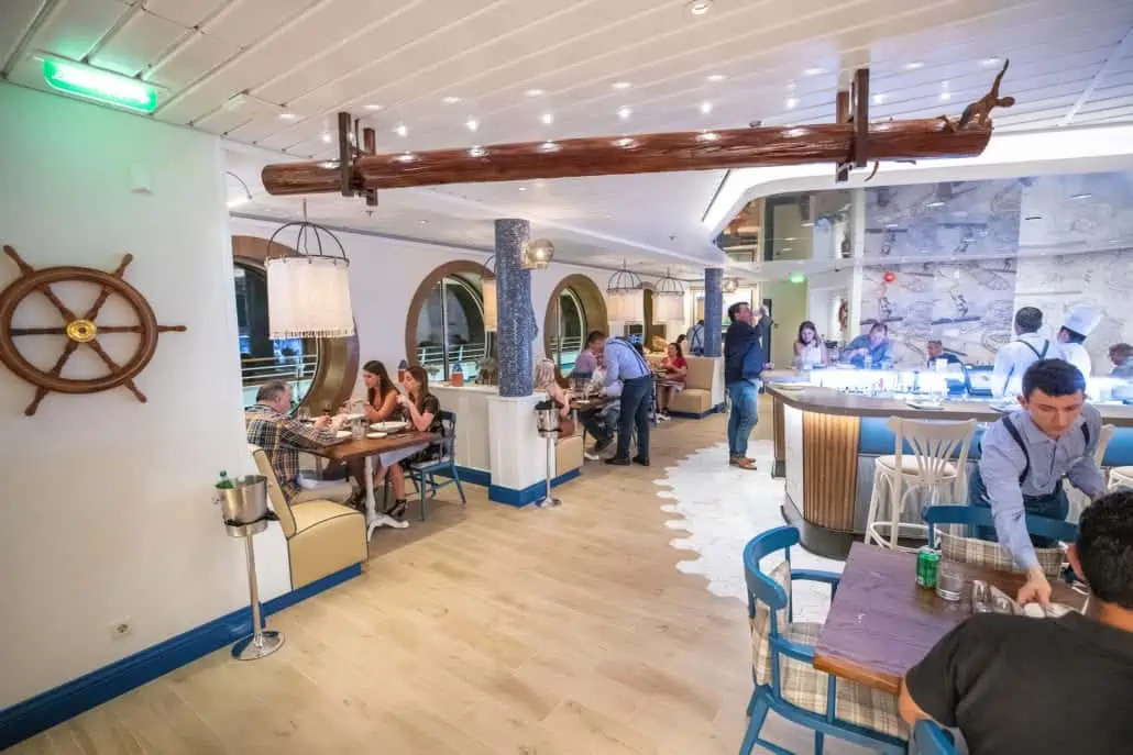 navigator of the seas hooked seafood restaurant