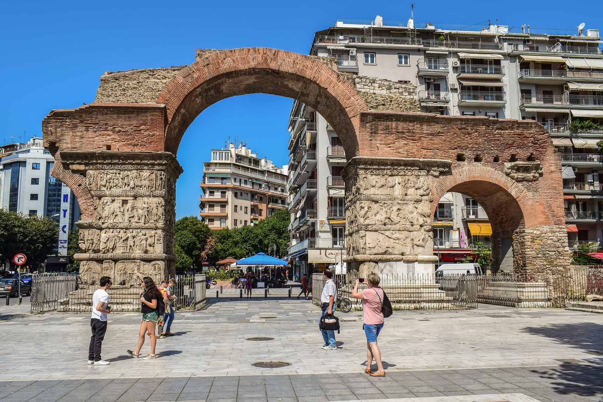 arch of galerius thessaloniki greece