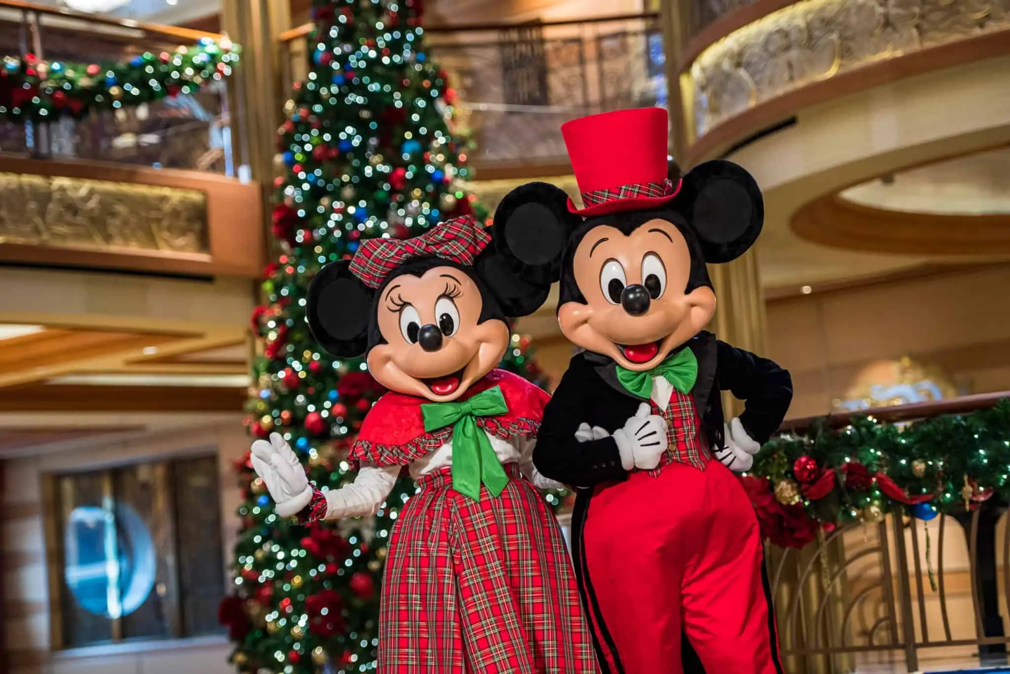 disney cruise christmas tree