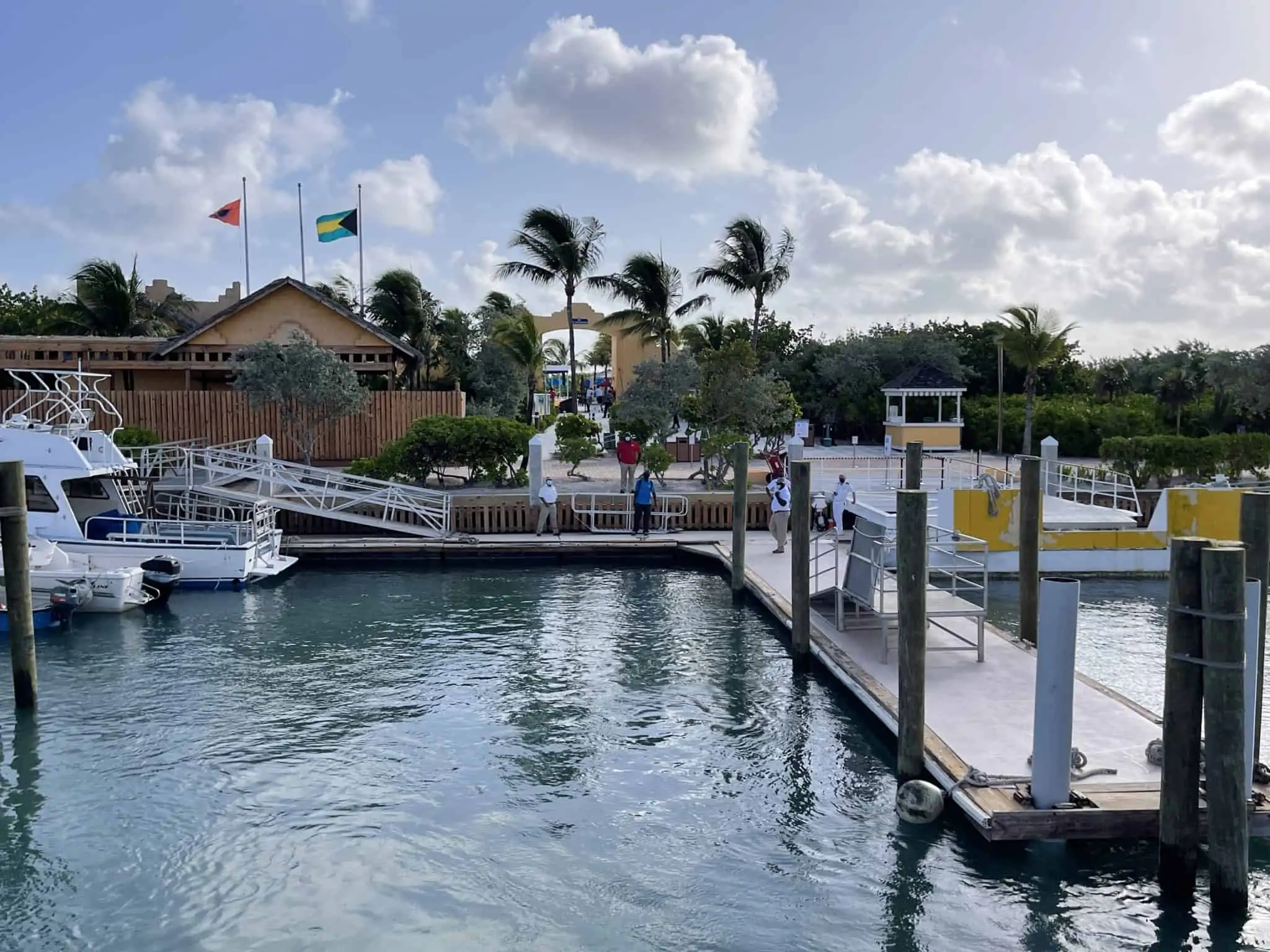 half moon cay tender dock