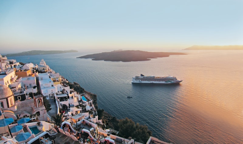 norwegian jade santorini greece