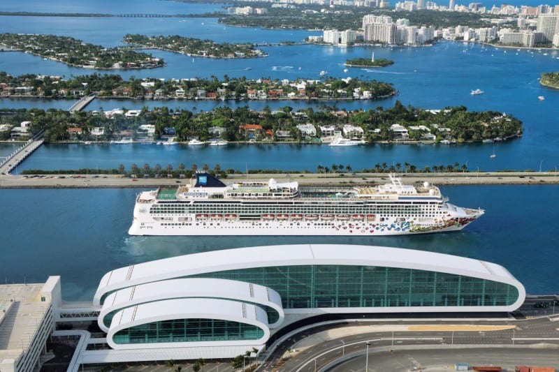 norwegian gem PortMiami terminal