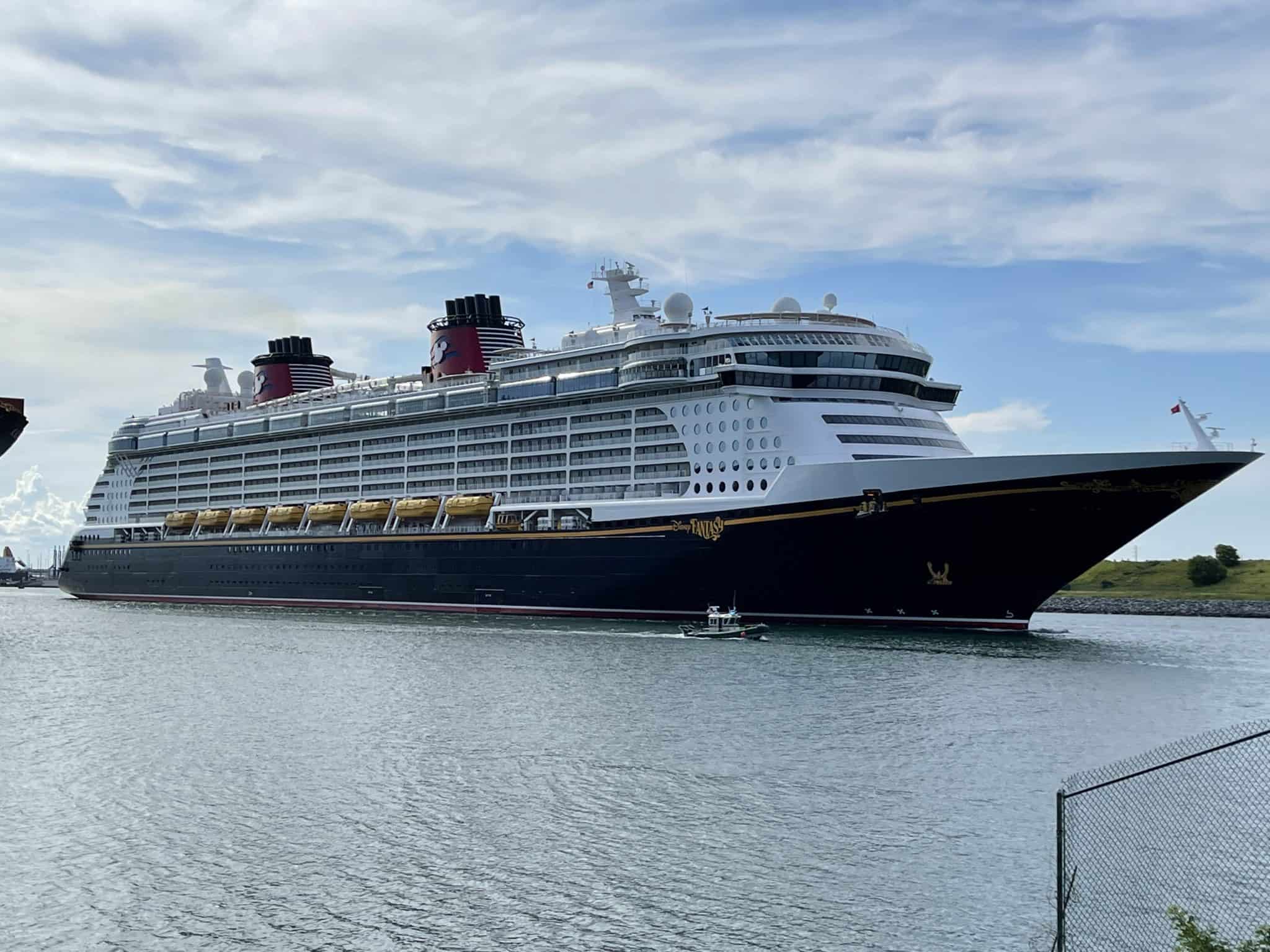 disney cruise ship port canaveral