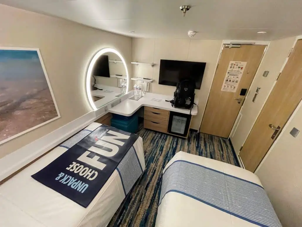 Cruise Ship Rooms: How to Choose the Cabin That's Right for You