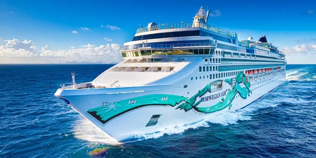 norwegian jade cruise ship size