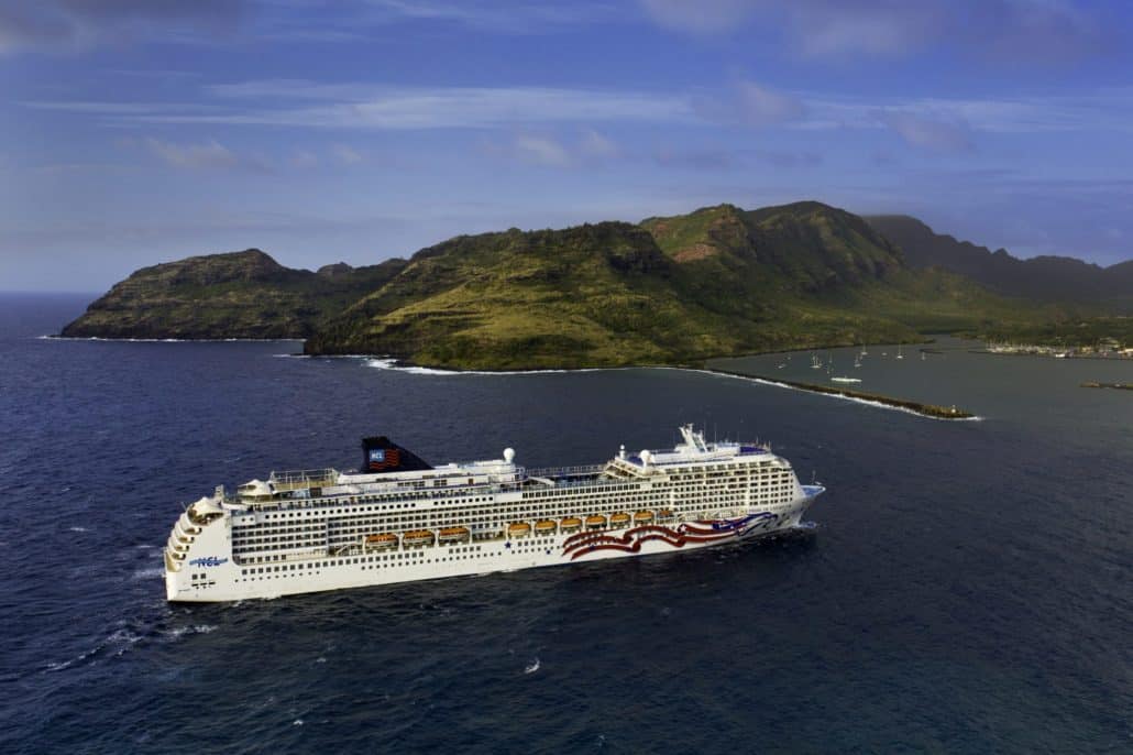 pride of america hawaii cruise line returns to maui