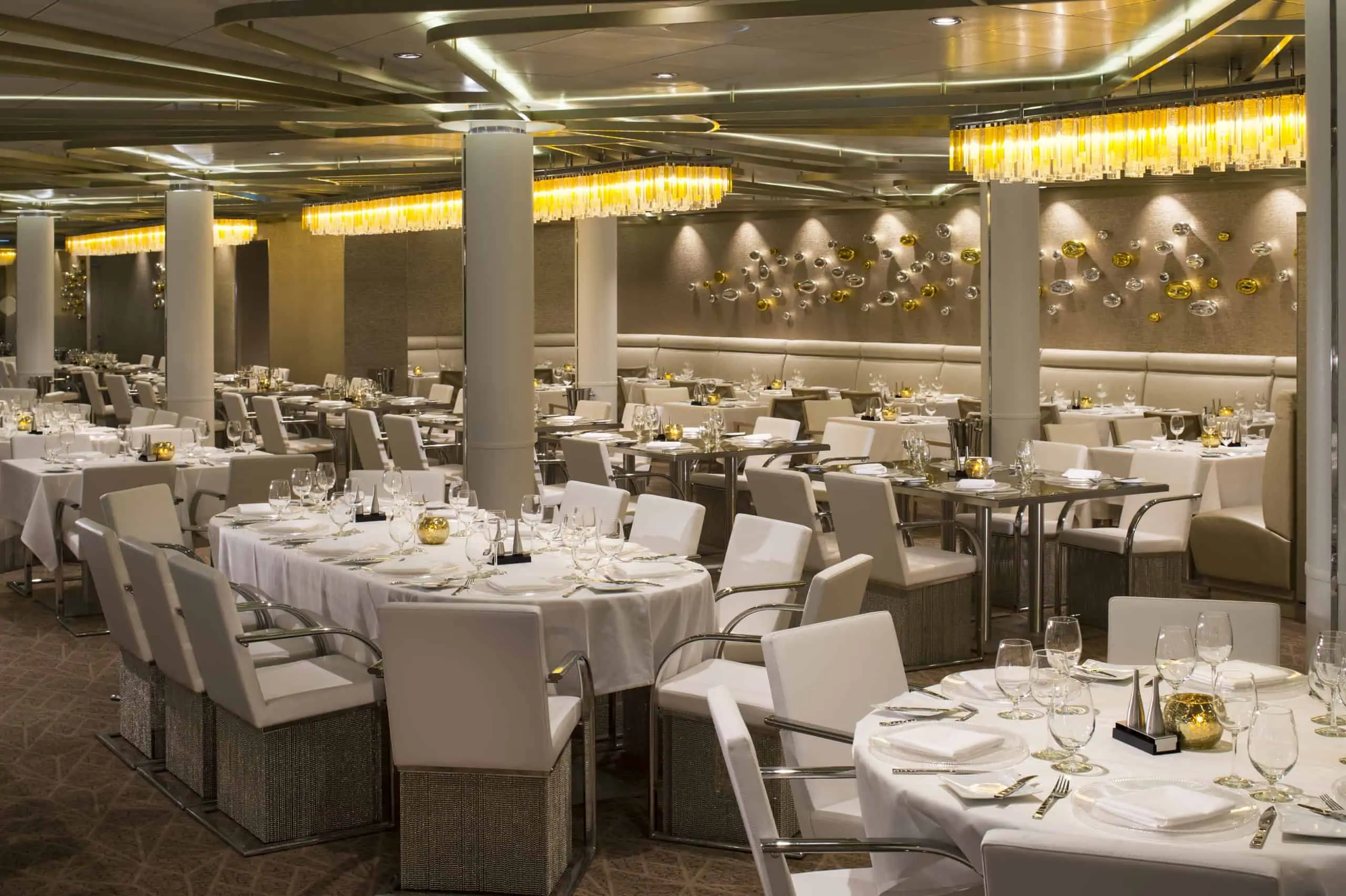 quantum of the seas chic dining room 