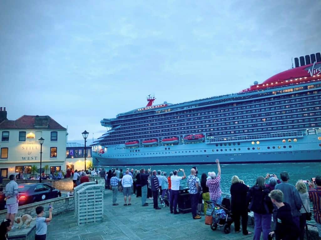 valiant lady portsmouth england