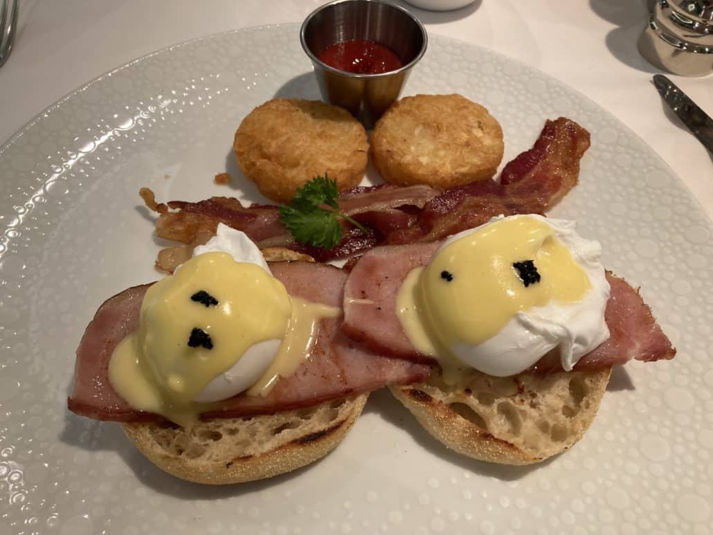 Norwegian getaway haven eggs benedict