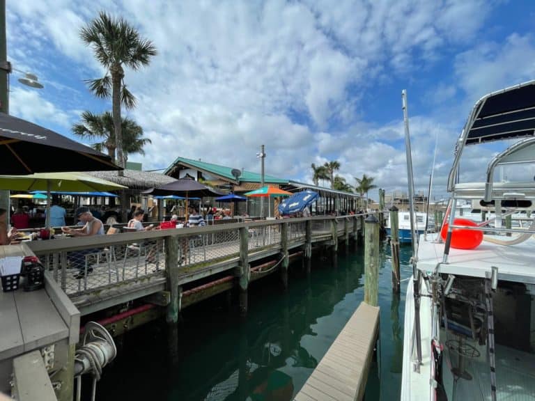 port canaveral restaurant