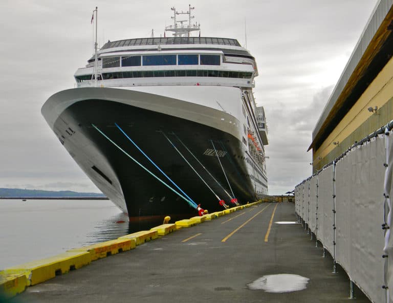 holland america volendam