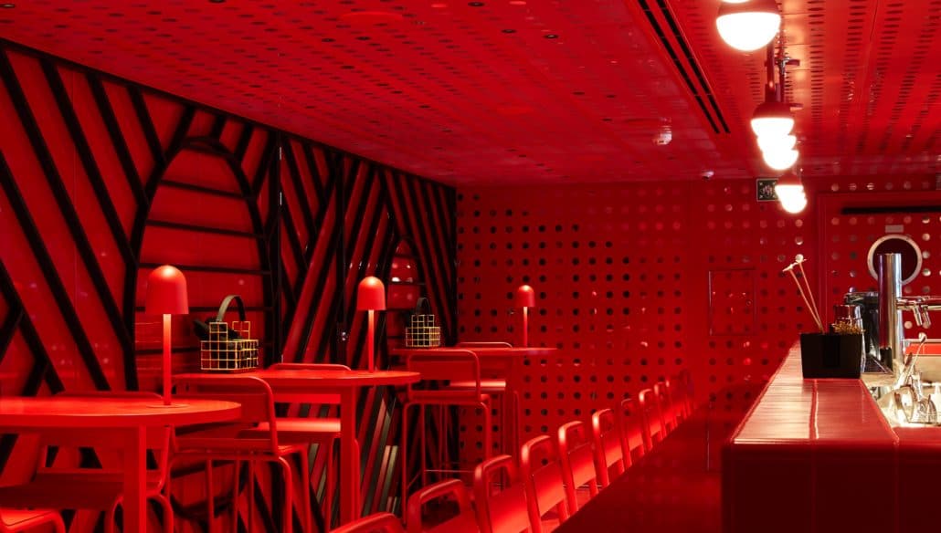 Scarlet Lady's Red Bar Restaurant 