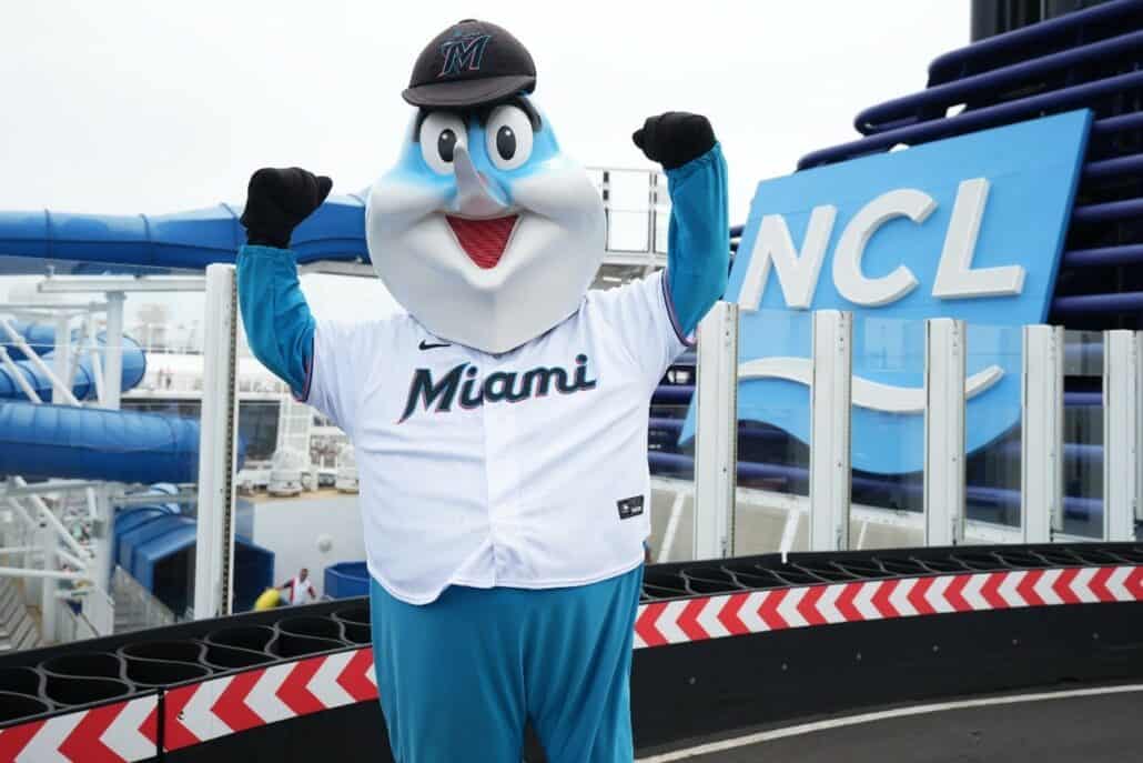 norwegian cruise line miami marlins baseball partnership