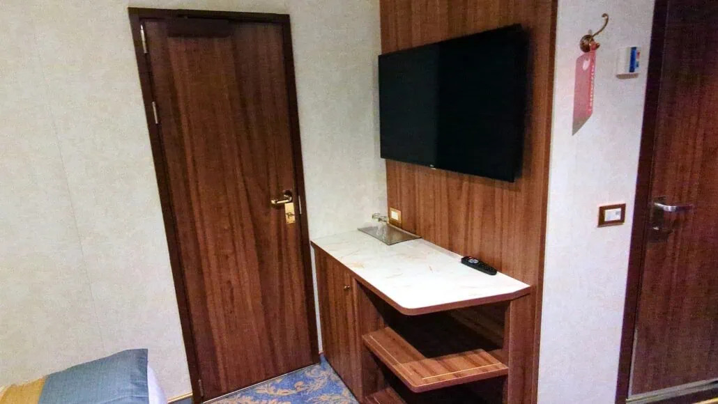 CARNIVAL VENEZIA VANITY