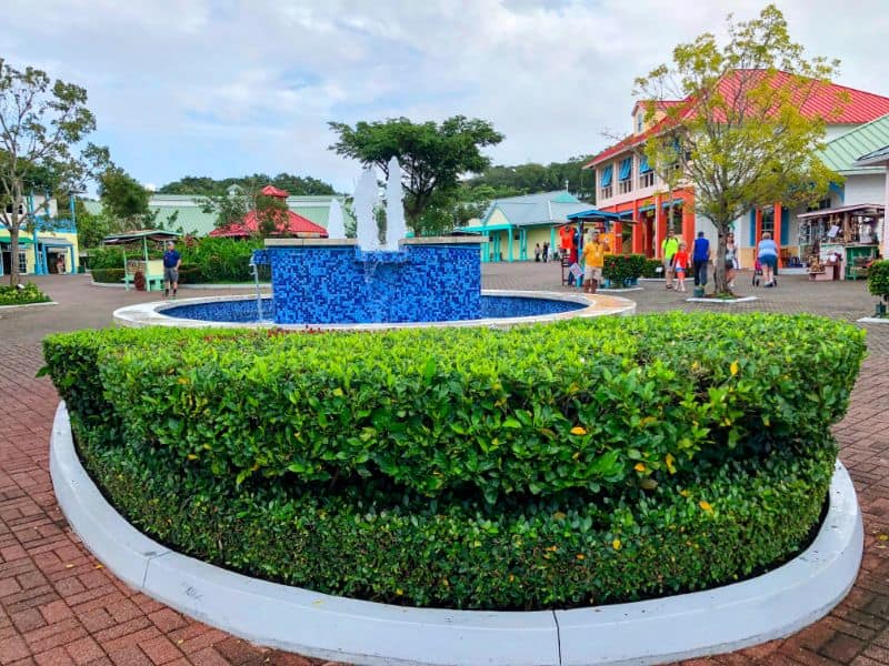 Port area, Mahogany Bay