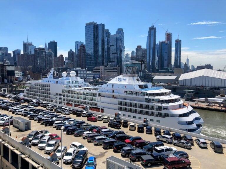 manhattan Cruise Terminal