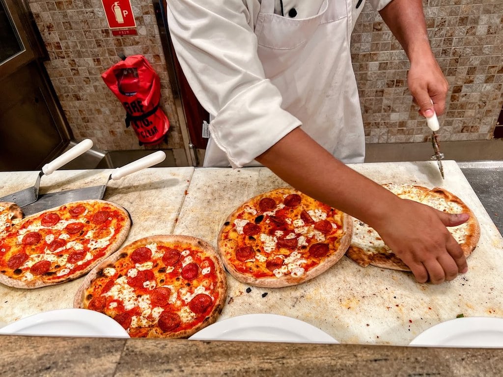 carnival's anywhere pizza